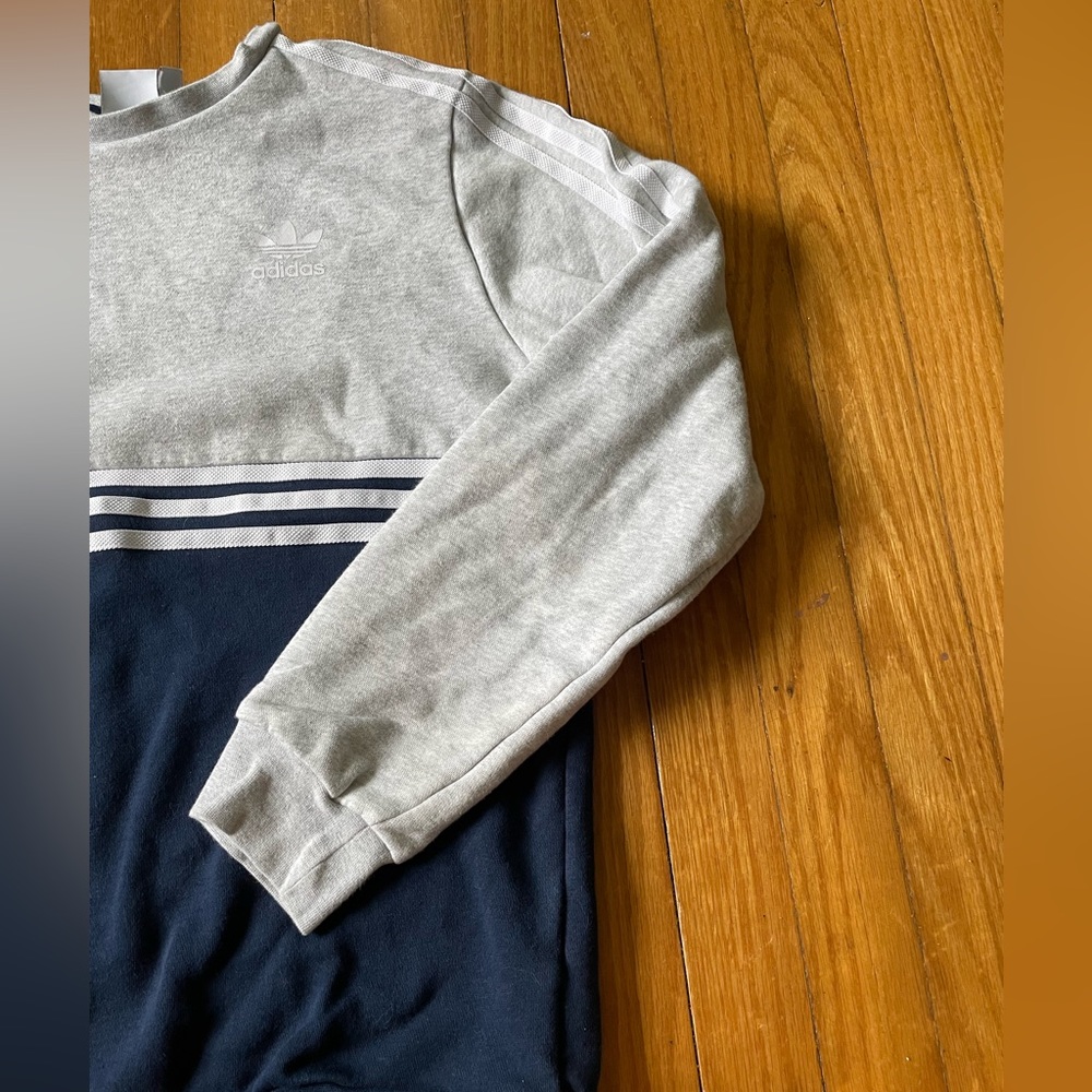 Adidas Crewneck Sweatshirt